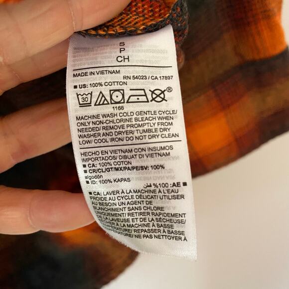 Old Navy Evermore Flannel Boyfriend Shirt Orange Black Plaid Women's size Small - Picture 8 of 8